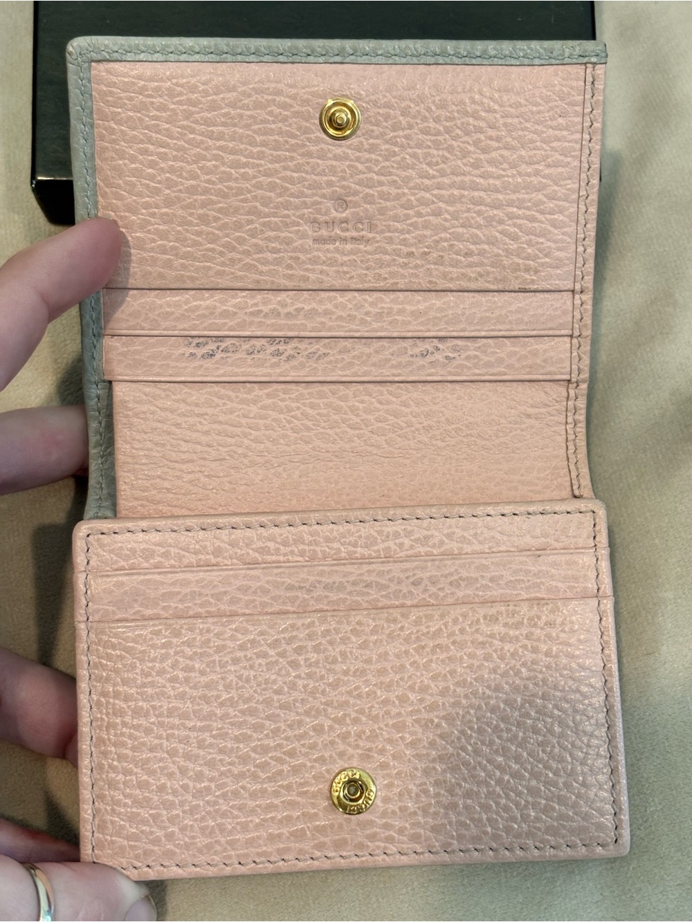 GUCCI GG Marmont Light Gray Pebbled Leather Compact Wallet W/ Box - Picture 11 of 16